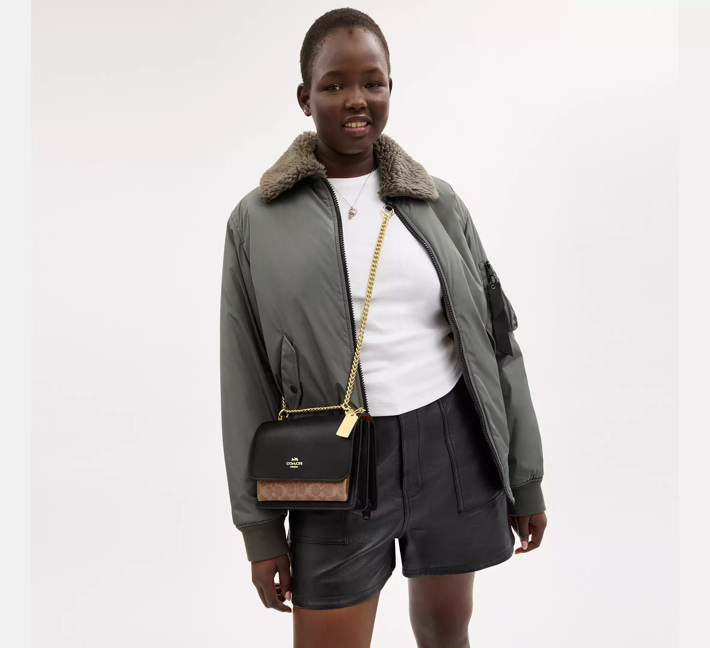 Klare Crossbody Bag In Signature Canvas - Black Multi
