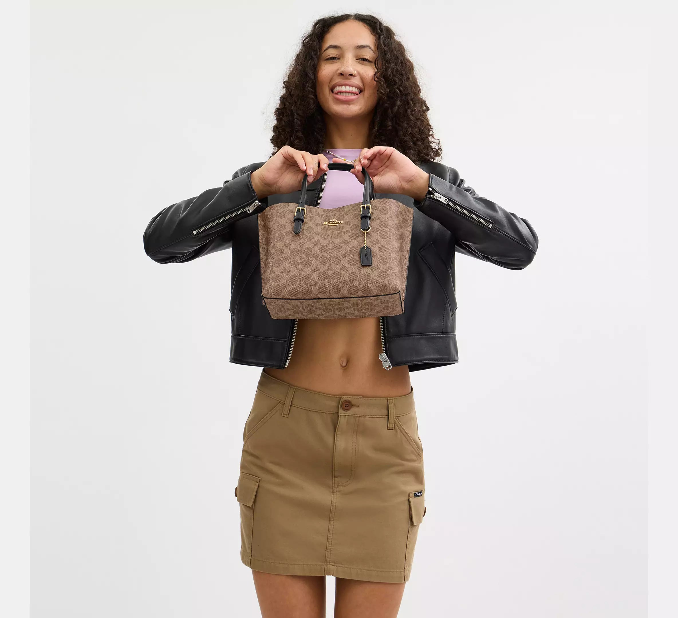 Mollie Tote Bag 25 In Signature Canvas -  Gold/Tan/Black