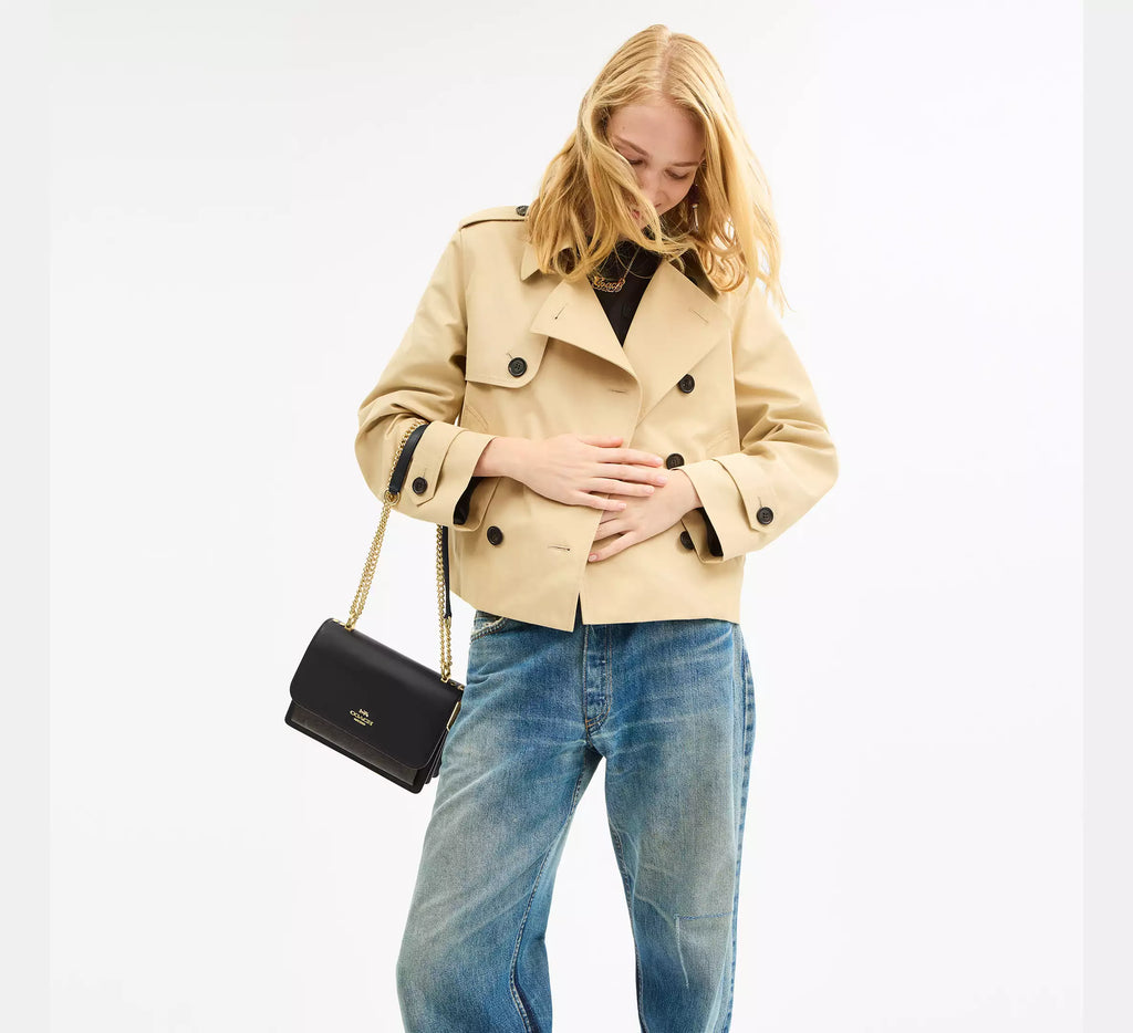 Klare Crossbody Bag In Signature Canvas - Walnut/Black